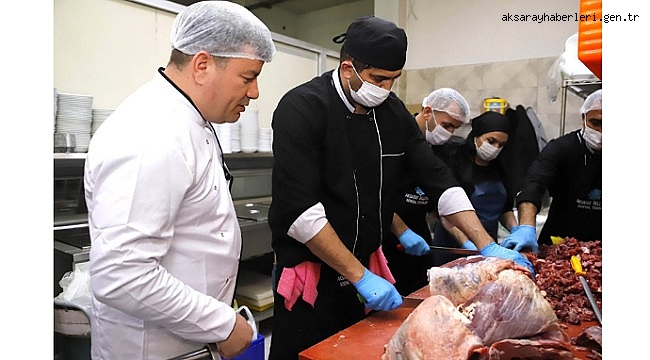 Dinçer, “İftar Yemeklerini Kendi Mutfağımızda Özenle Hazırlıyoruz”