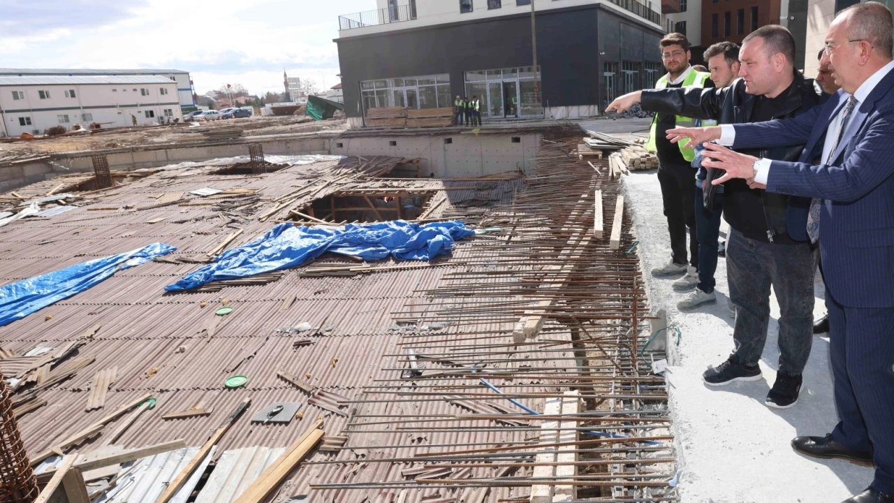 Konya’da Başkan Kavuş Suriçi çalışmalarını yerinde inceledi