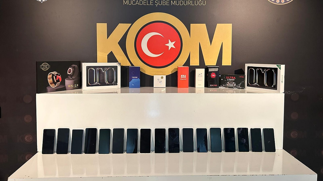 Aksaray'da 7 Farklı operasyonda Kaçak Elektronik eşyalar ve tütün mamülleri ele geçirildi