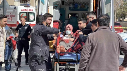 Konya'da Dehşet verici olay, Karısını Bıçakla Ağır yaraladı