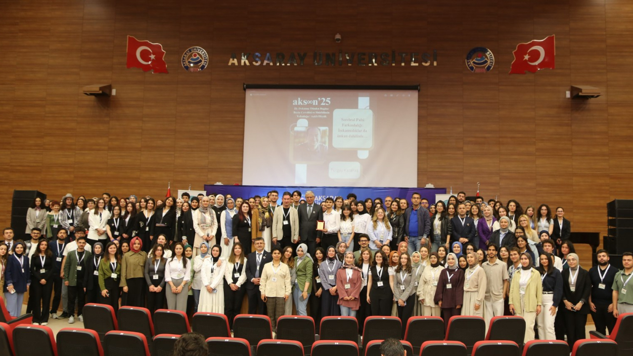 ASÜ Tıp Fakültesi'nden beyin cerrahisi ve  sinir bilimine ışık tutan sempozyum