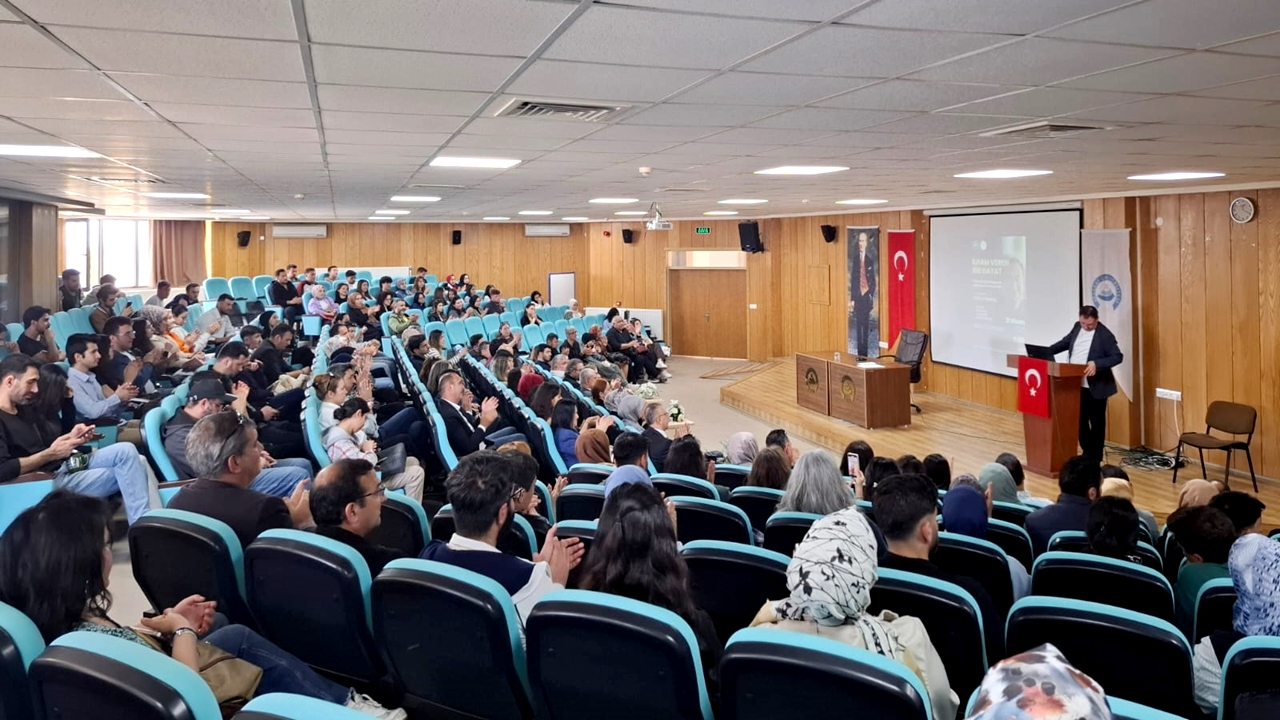 Uzay Mühendisi Turgay Karakaş: "Engeller değil; inanç  ve azim başarıyı belirler"