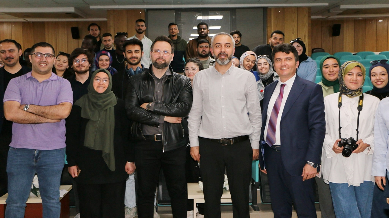 Mobil fotoğrafçılığın  püf noktaları anlatıldı