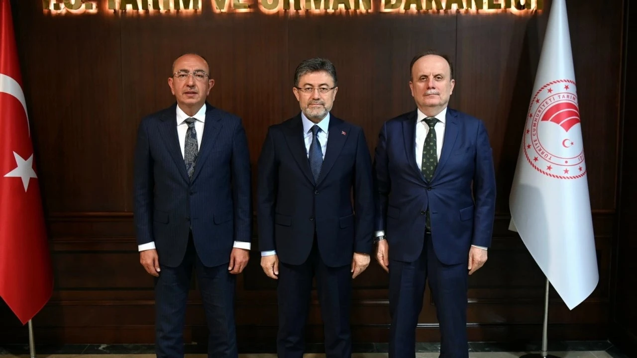 Bakan Yumaklı'dan Konya Meram'ın tarım politikalarına tam not