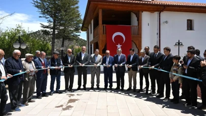 Konya'da Ecevitzade Kadı Mehmed Efendi Camii açıldı
