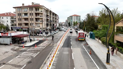 Aksaray Belediyesi Trafik Akışını Rahatlatmak İçin Kavşaklarda Ve Yollarda Modern Düzenlemeler Yapıyor