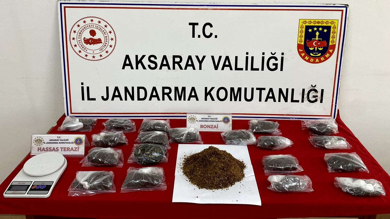 Aksaray'da Uyuşturucuya geçit yok, 1464 gram Bonzai ele geçirildi
