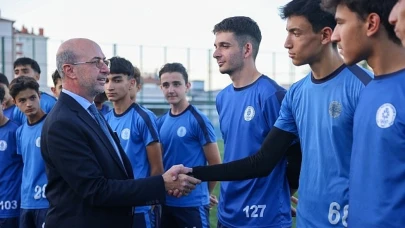 Konyasporlu Futbolculardan Moral Ziyareti