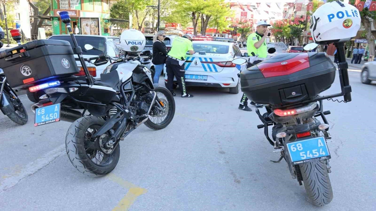 Aksaray'da Kasksız Motosiklet sürücülerine geçit yok