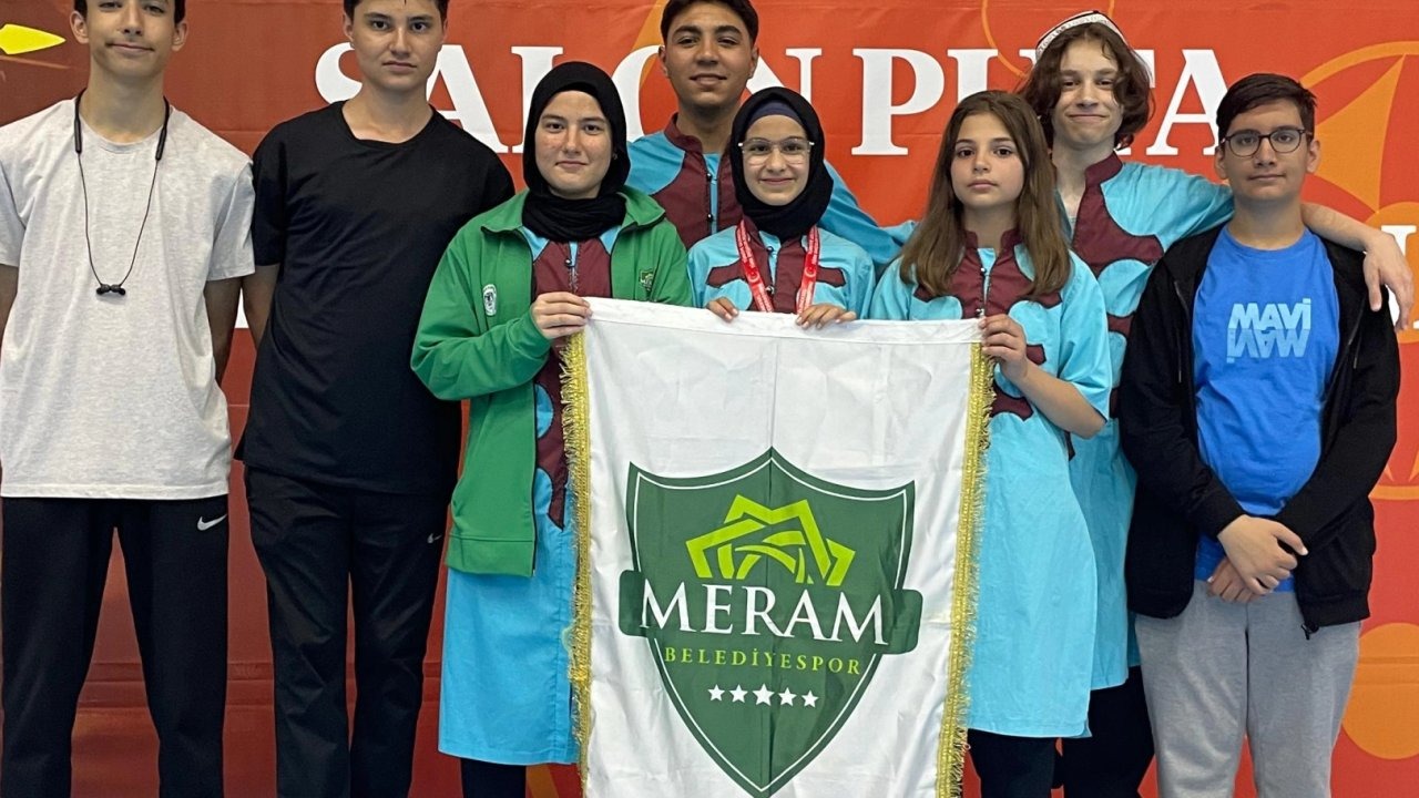 Konya Meram Belediyespor'da Türkiye ikinciliği sevinci