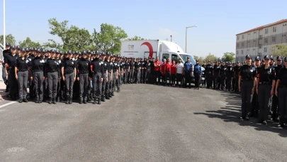 Aksaray Polis Eğitim Merkezi Öğrencileri Kan Bağışıyla Hayata Umut Oldu