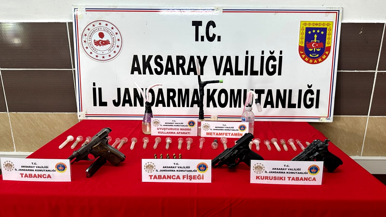 Ağaçören ilçesinde düzenlenen operasyonda uyuşturucu ve silah ele geçirildi