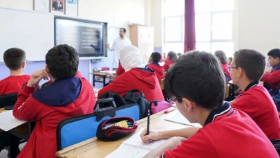 Çoklu yabancı dil modeli 81 ilde genişliyor... Ortaokulun tüm sınıflarında
