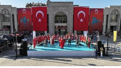 Konya'nın Darülmülk Oluşunun 928. Yıl Dönümü Büyük Bir Coşkuyla Kutlandı