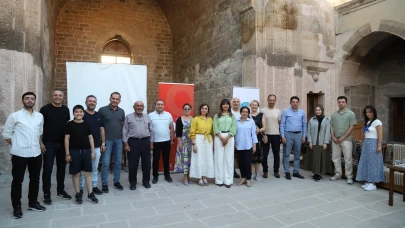 Tuz Gölü’nün bitki zenginliği Bilim Kafe’de ele alındı