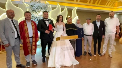 AKSARAY'DA KARATAY VE GENÇ AİLELERİNİN MUTLU GÜNÜ