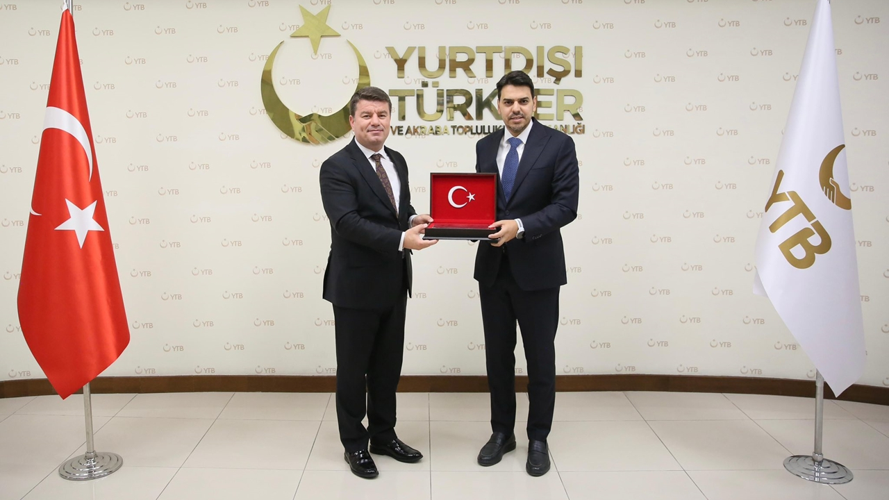 Başkan Dinçer, Yurtdışı Türkler Ve Akraba Toplulukları Başkanı Abdullah Eren’i Ziyaret Etti