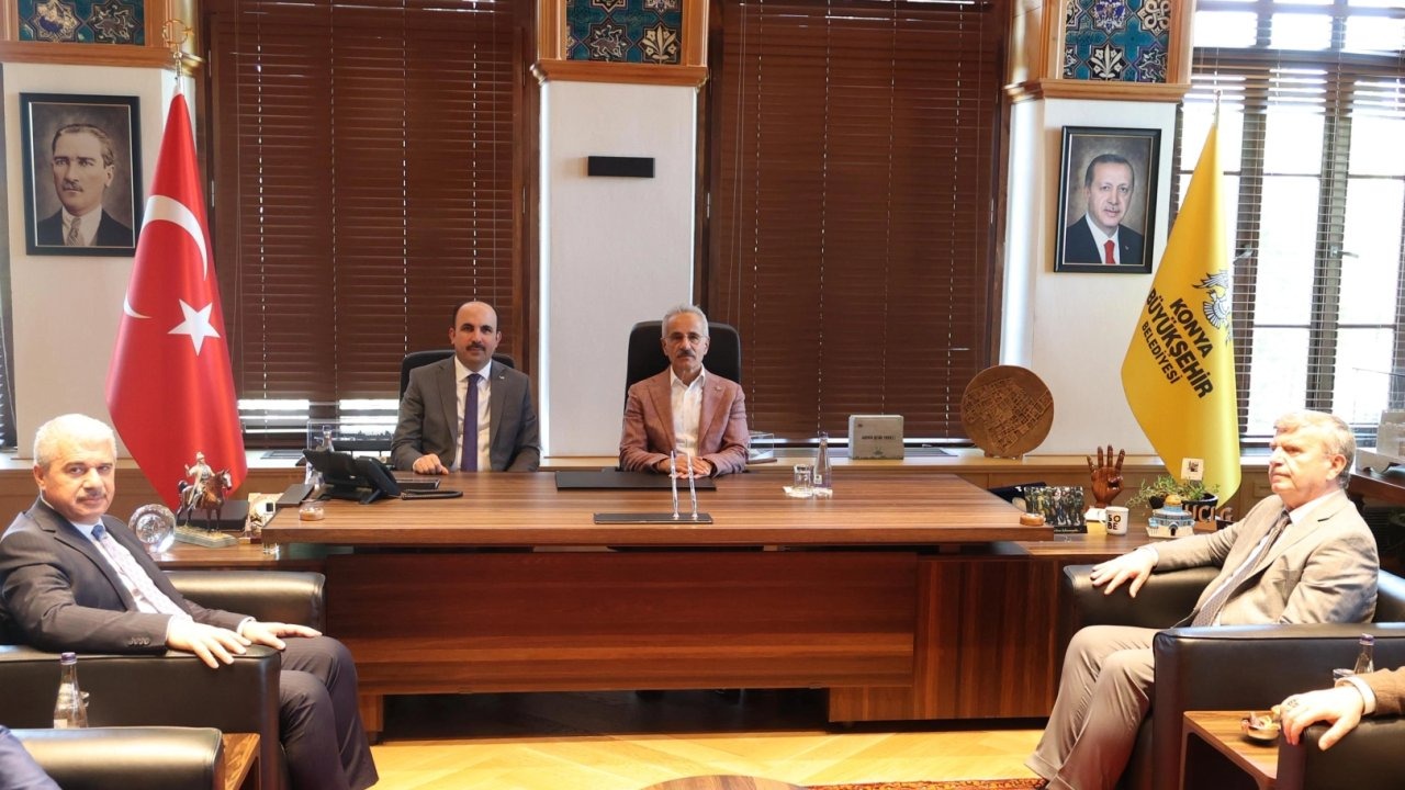 Bakan Uraloğlu'ndan Başkan Altay'a ziyaret