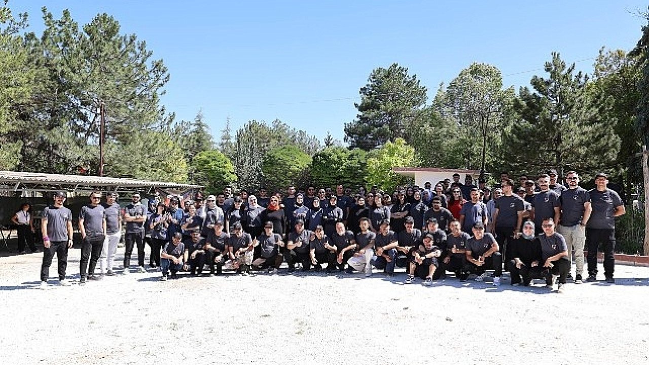 Konya'daki Gönüllü İtfaiyeciler “Gönüllü İtfaiyecilik Kampı"na Katıldı