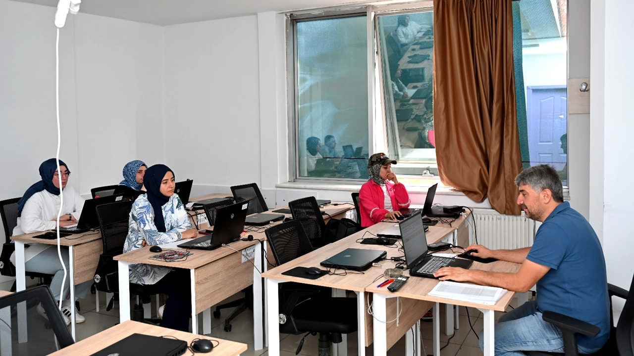 Aksaray Belediyesi’nden 2025 LGS Tercih Sürecinde Öğrencilere Rehberlik Desteği