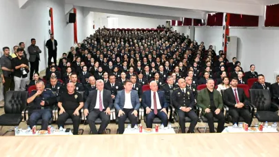 Aksaray Şehit Önder Güzel Polis Meslek Eğitim Merkezi’nde 2025 yılı Mezuniyet Coşkusu