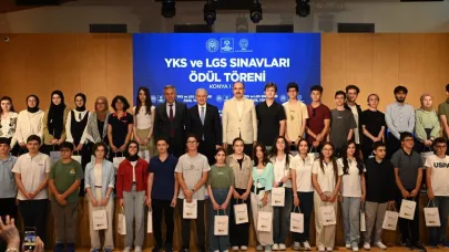 Konya’da gurur günü: 2025 YKS ve LGS şampiyonları ödüllendirildi