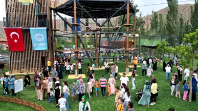 Aksaray'da Macera Park, Renkli Etkinlikleriyle Ziyaretçilerini Ağırlıyor