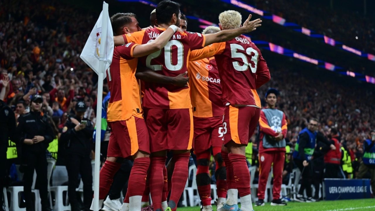 Galatasaray’dan tarihi zafer... Liverpool’u 1-0 yenerek Şampiyonlar&#039;da ilk 3 puanı aldı