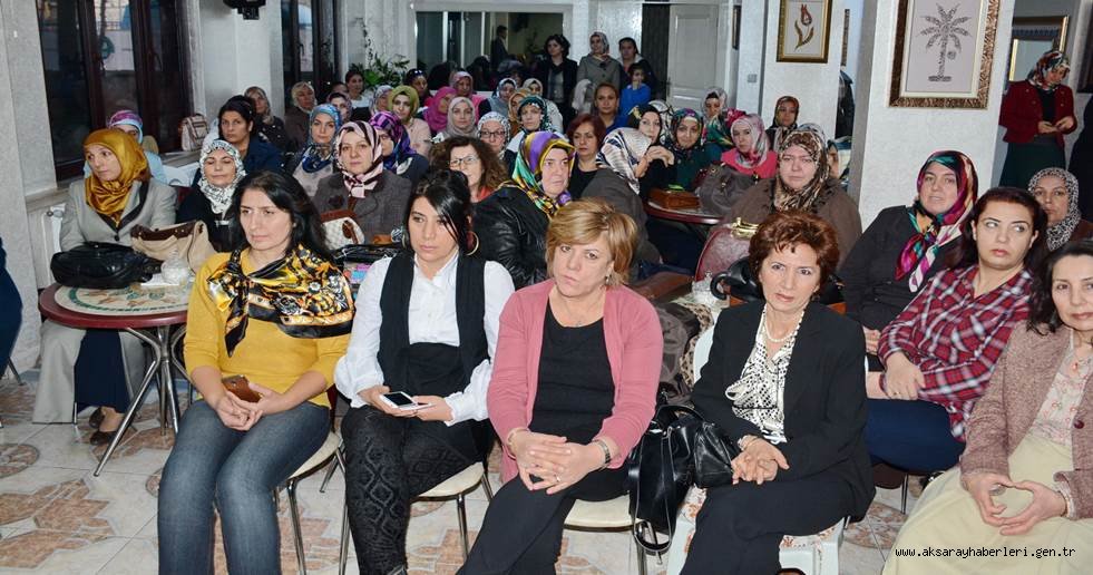 AKMEK'Lİ HANIMLARA AĞIZ VE DİŞ SAĞLIĞI KONUSUNDA EĞİTİM VERİLECEK