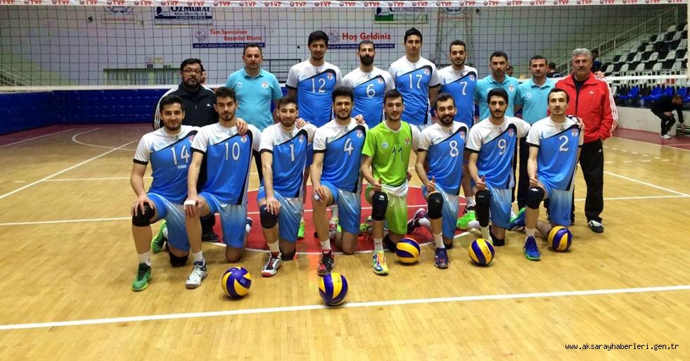 AKSARAY BELEDİYE SPOR VOLEYBOLDA FİNALE ÇIKMAYI GARANTİLEDİ