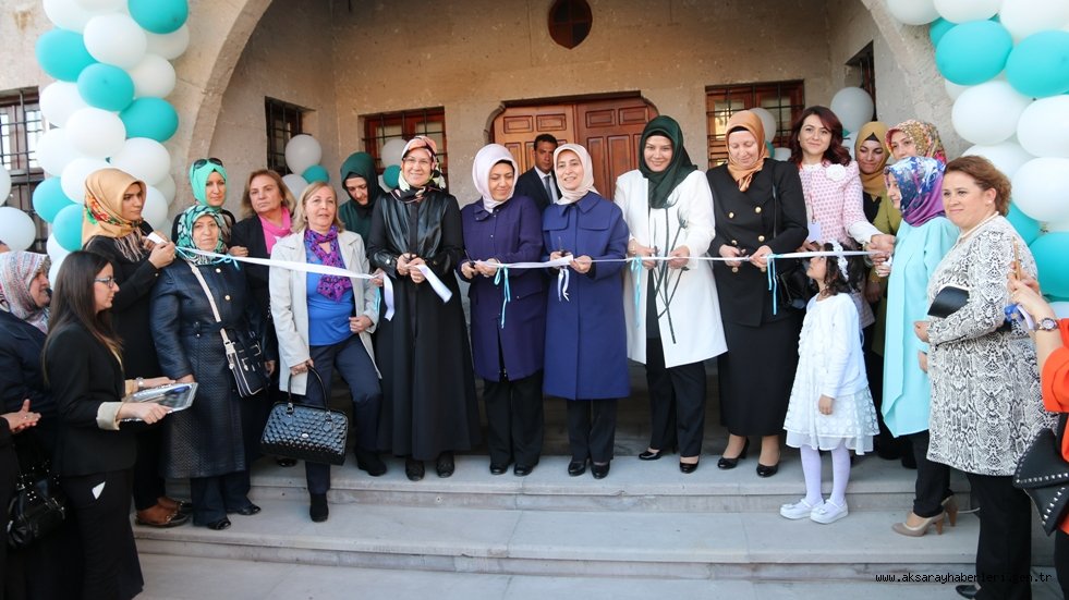 AKSARAY BELEDİYESİ KADIN KOORDİNASYON MERKEZİ'NİN AÇILIŞI GERÇEKLEŞTİ