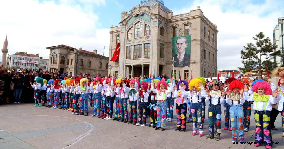 AKSARAY’DA 23 NİSAN ULUSAL EGEMENLİK ve ÇOCUK BAYRAMI COŞKUYLA KUTLANDI