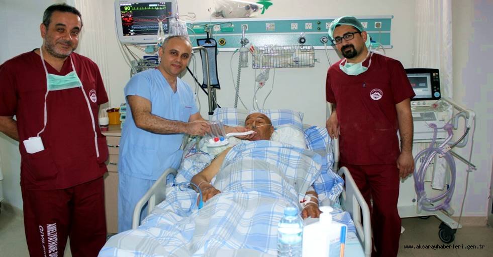 AKSARAY DEVLET HASTANESİNDE 85 YAŞINDAKİ HASTA BYPASS OLDU