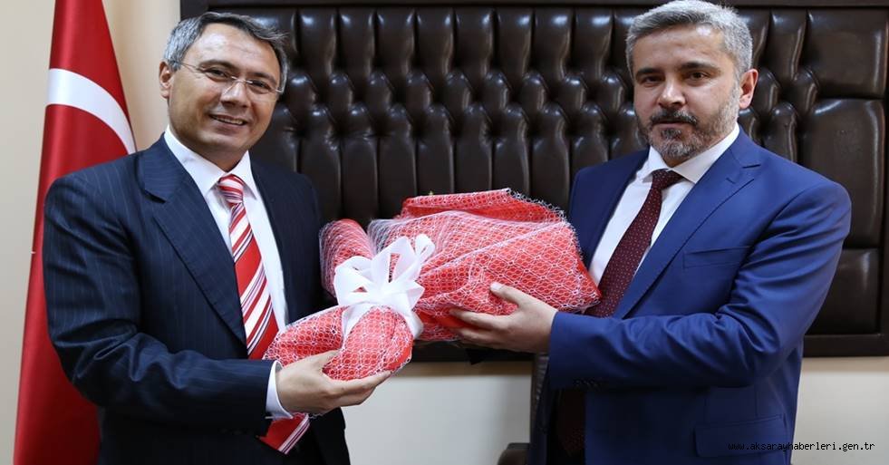 AKSARAY FEN-EDEBİYAT FAKÜLTESİ’NE DEKAN ATAMASI