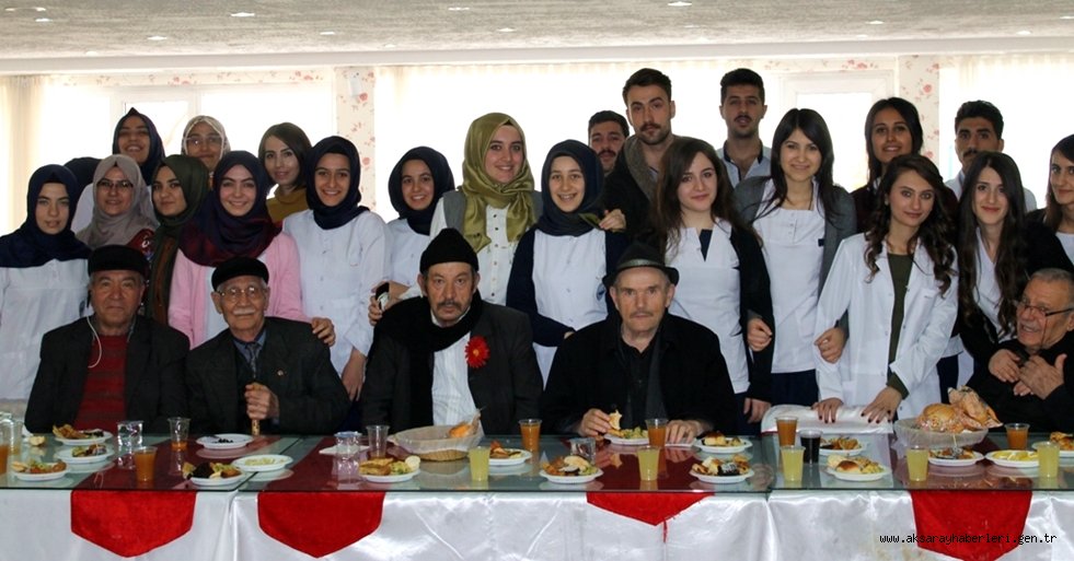 AKSARAY HUZUREVİ’NDE TİYATRO GÖSTERİSİ