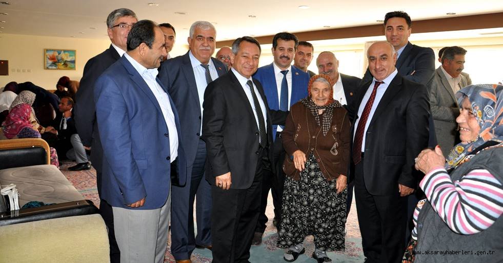 AKSARAY İl GENEL MECLİSİNDEN HUZUREVİNE ZİYARET