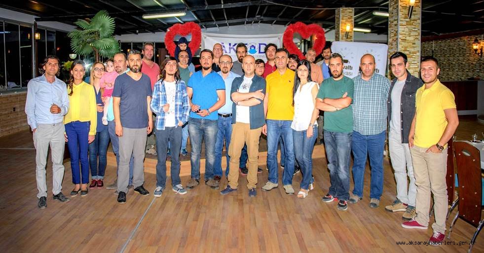 AKSARAY’IN USTA FOTOĞRAFÇILARI GELENEKSEL İFTAR YEMEĞİNDE BULUŞTU