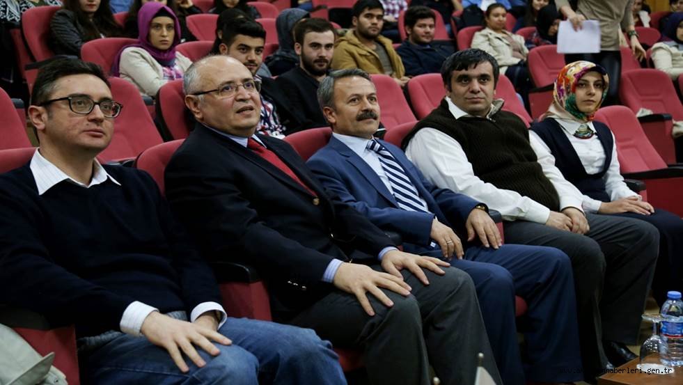 AKSARAY ÜNİVERSİTESİ’NDE KARİYER ZİRVESİ KONFERANSI