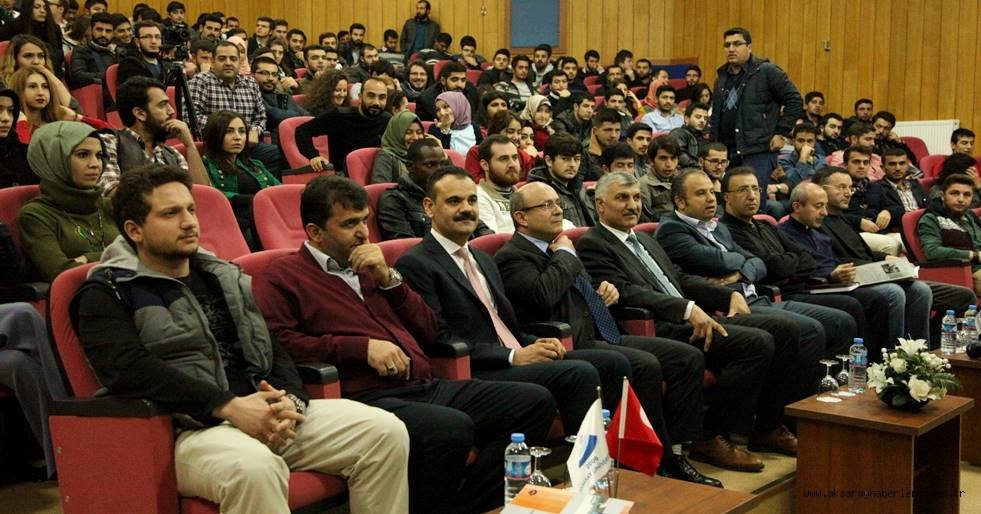 AKSARAY ÜNİVERSİTESİN'DE EĞİTİM KONFERANSLARI SÜRÜYOR