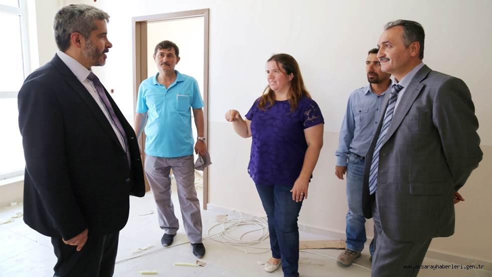 AKSARAY ÜNİVERSİTESİNDE İNŞAAT ÇALIŞMALARI YERİNDE İNCELENDİ