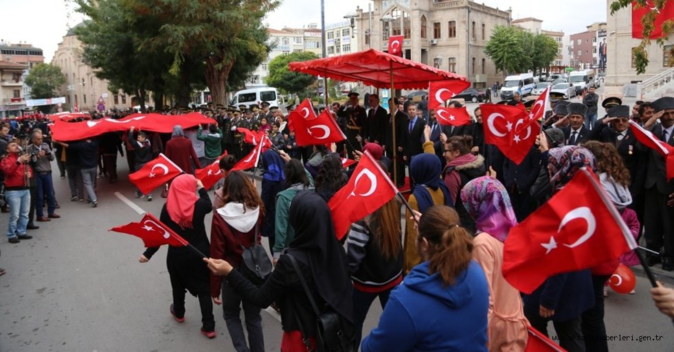 AKSARAY'DA 29 EKİM CUMHURİYET BAYRAMI COŞKUSU