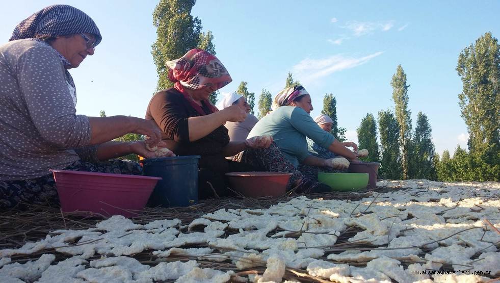 AKSARAY&#039;DA ÇORBALIK DEĞİL ÇEREZLİK TARHANA YAPILIYOR