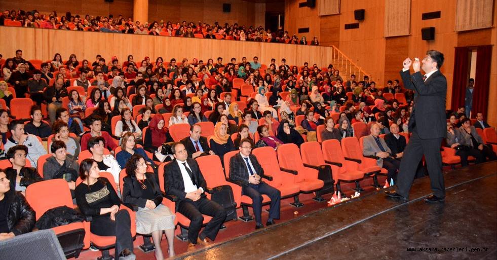 AKSARAYDA LİSE SON SINIF ÖĞRENCİLERİNE MORAL-MOTİVASYON SEMİNERİ