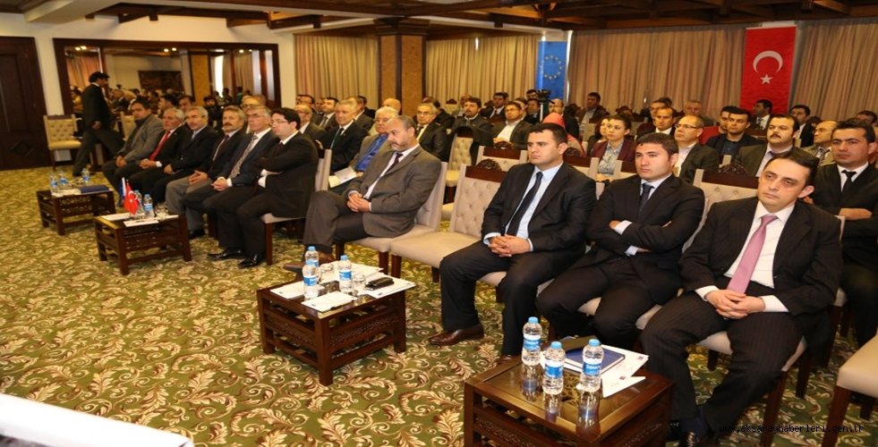 AKSARAY'DA YENİLELENEBİLİR ENERJİ KONFERANSI