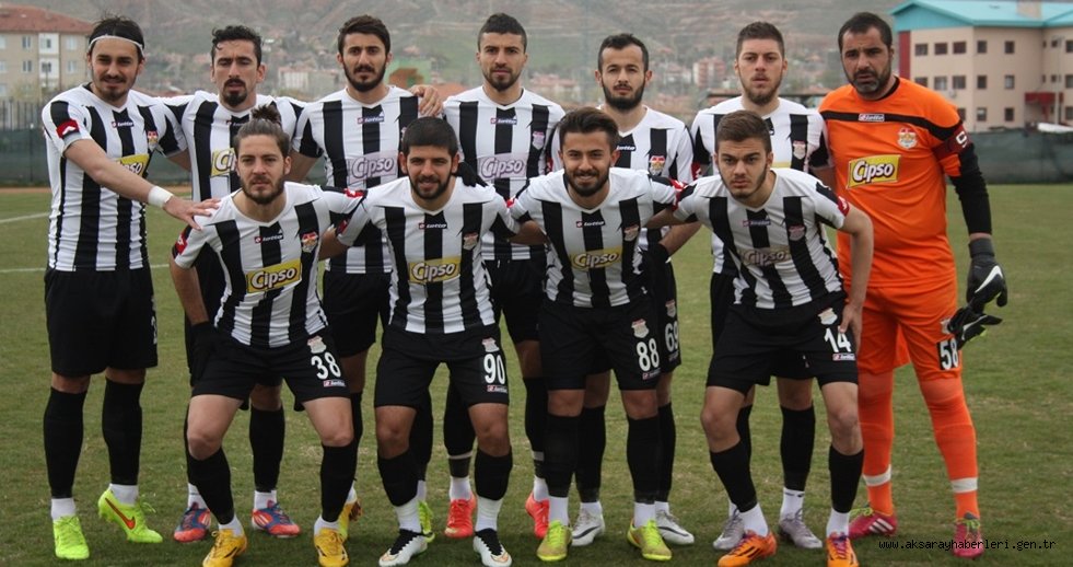 AKSARAYSPOR’DA DENİZLİ MESAİSİ ÖNCESİNDE MORALLER YERİNDE