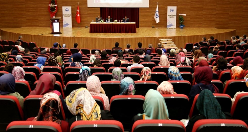 ASÜ’DE HZ. PEYGAMBER VE BİRLİKTE YAŞAMA AHLAKI PANELİ