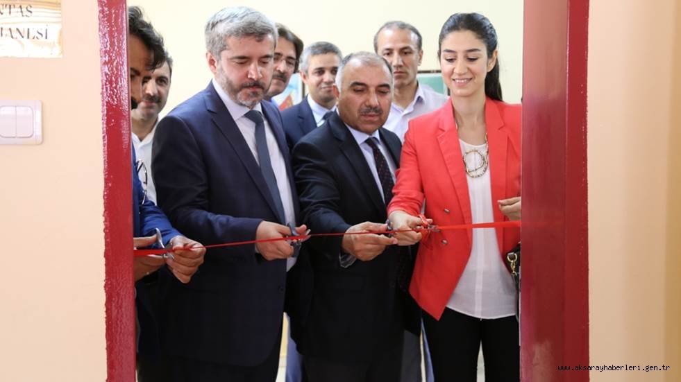 ASÜ’DEN ÇAVDARLILAR KÖYÜ İLKOKULU’NA KÜTÜPHANE DESTEĞİ