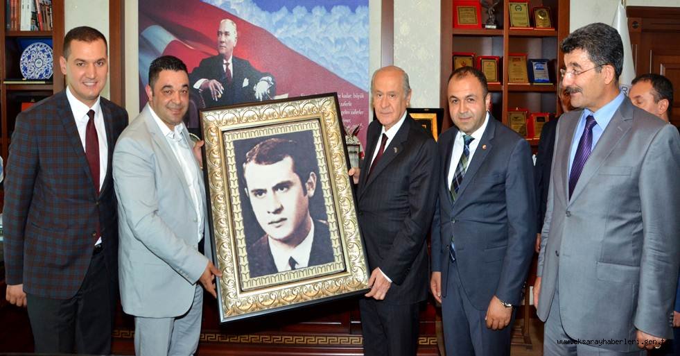 BAHÇELİ’DEN AKSARAY TİCARET VE SANAYİ ODASINA TEŞEKKÜR