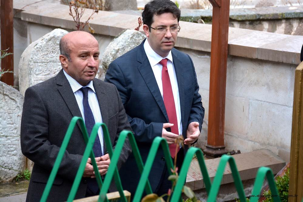 BAKAN YARDIMCISI ARZU, SOMUNCU BABA TÜRBESİ’Nİ ZİYARET ETTİ