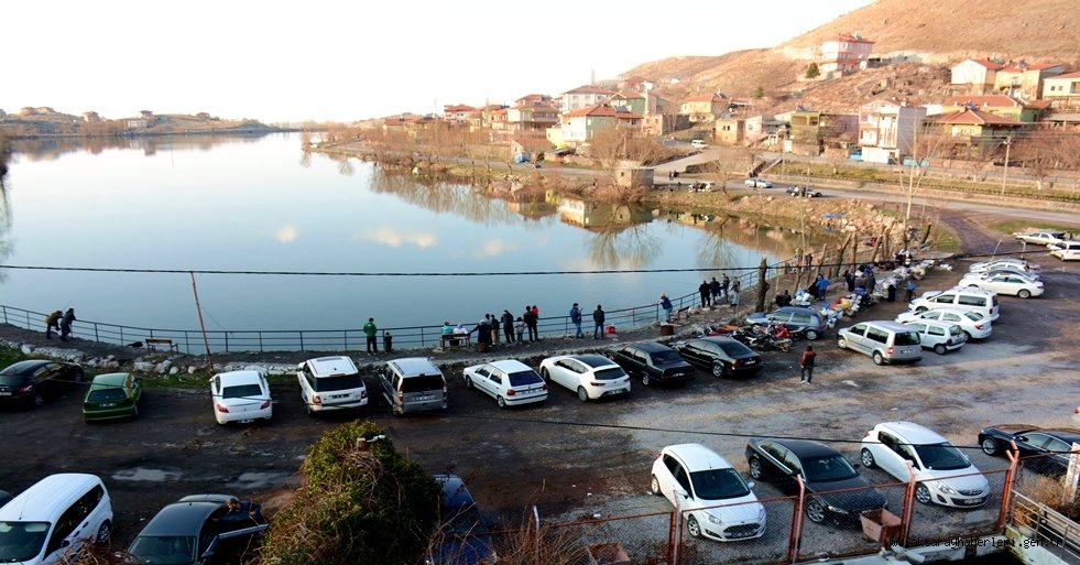 BALIK  YEMEK İÇİN AKSARAY’A GELİYORLAR